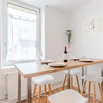 New Cattenom - For Teams & Families - 4 To 7 Beds, 3-min Parking Апартаменты