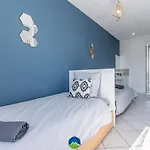 New Cattenom - For Teams & Families - 4 To 7 Beds, 3-min Parking Апартаменты Hettange-Grande