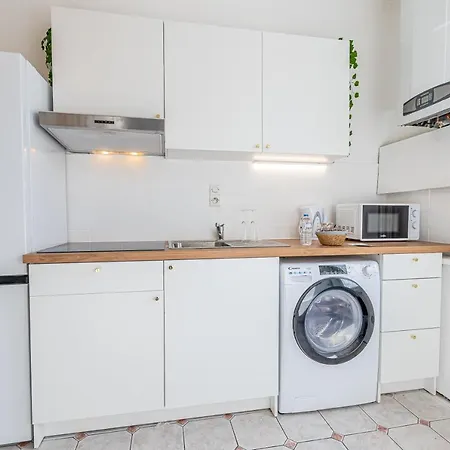 Appartement 3 Appts - 3 A 7 Lits - Parfait 6 A 10 Pers - Max 29 Pers - 1 Immeuble - Convivialite, Rentabilite ------ - 3 Apts - 3 To 7 Beds - Ideal For 6 To 10 Guests - Up To 29 - Same Building -- Cattenom