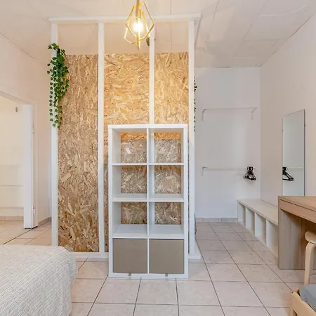 Matcha - 3 Min Parking, Wi-fi, Nespresso - Spacieux & Serein, Ideal Pros Et Familles - Spacious & Serene, Perfect For Pros & Families * Hettange-Grande