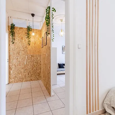 Apartment New Cattenom - For Teams & Families - 4 To 7 Beds, 3-min Parking *