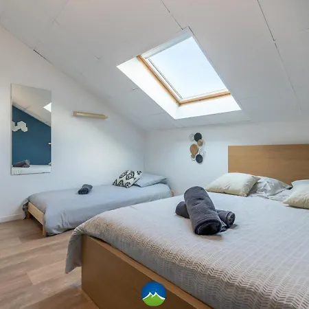Appartement 3 Appts - 3 A 7 Lits - Parfait 6 A 10 Pers - Max 29 Pers - 1 Immeuble - Convivialite, Rentabilite ------ - 3 Apts - 3 To 7 Beds - Ideal For 6 To 10 Guests - Up To 29 - Same Building -- Cattenom