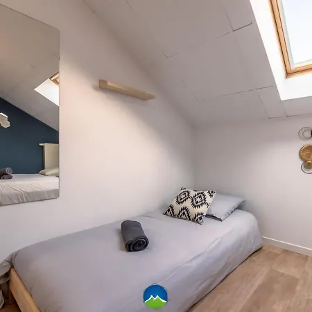3 Appts - 3 A 7 Lits - Parfait 6 A 10 Pers - Max 29 Pers - 1 Immeuble - Convivialite, Rentabilite ------ - 3 Apts - 3 To 7 Beds - Ideal For 6 To 10 Guests - Up To 29 - Same Building -- Cattenom Appartement *
