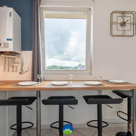 Matcha - 3 Min Parking, Wi-fi, Nespresso - Spacieux & Serein, Ideal Pros Et Familles - Spacious & Serene, Perfect For Pros & Families Apartment Hettange-Grande