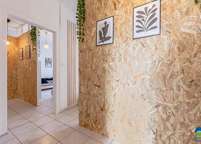 New Cattenom - For Teams & Families - 4 To 7 Beds, 3-min Parking Apartment Hettange-Grande