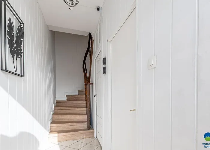 New Cattenom - For Teams & Families - 4 To 7 Beds, 3-min Parking Apartment