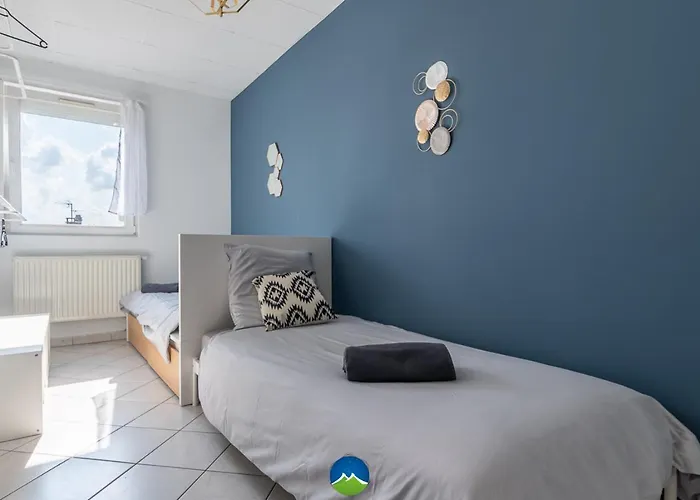 Апартаменты Cattenom 7 Lits 8 A 11 Pers Parking 3 Min Wi Fi Ideal Equipes Pros Et Familles - 7 Beds 8 To 11 Guests Perfect For Workers And Families Hettange-Grande