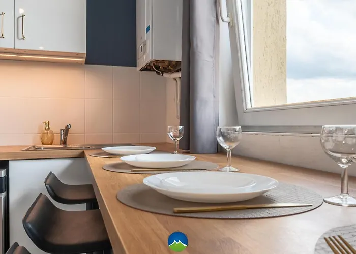 Cattenom 7 Lits 8 A 11 Pers Parking 3 Min Wi Fi Ideal Equipes Pros Et Familles - 7 Beds 8 To 11 Guests Perfect For Workers And Families