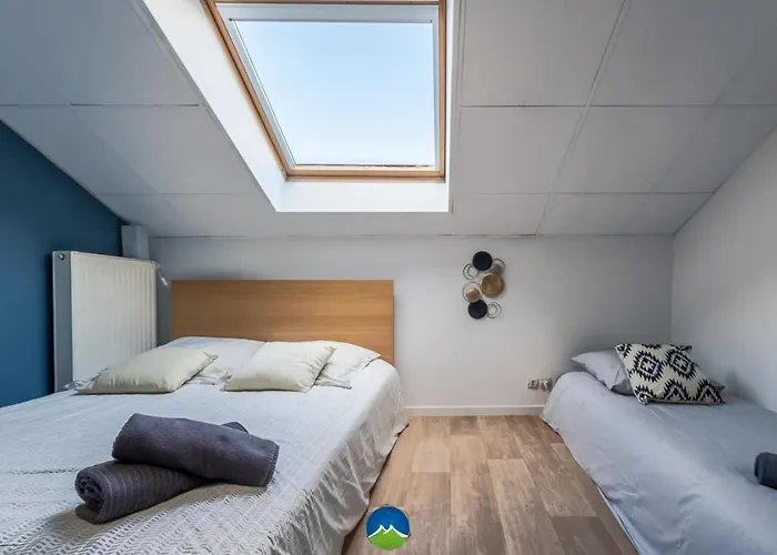 Cattenom 7 Lits 8 A 11 Pers Parking 3 Min Wi Fi Ideal Equipes Pros Et Familles - 7 Beds 8 To 11 Guests Perfect For Workers And Families Апартаменты