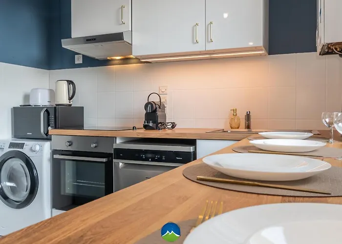 Apartment New Cattenom - For Teams & Families - 4 To 7 Beds, 3-min Parking